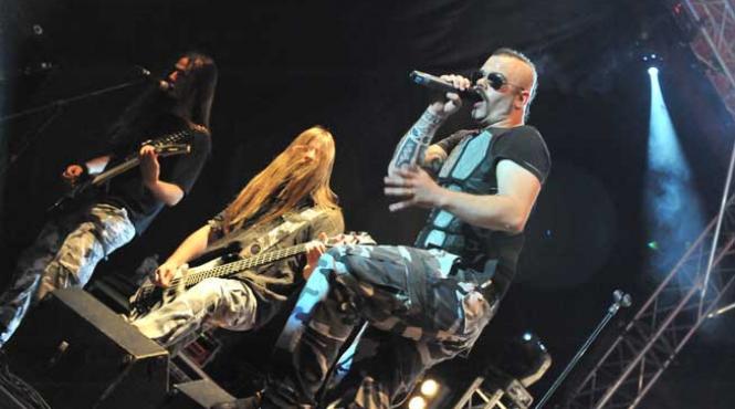 inca o suta de bilete la concertul sabaton din tsc