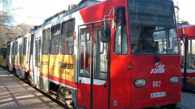 un vitezoman bucurestean a intrerupt circulatia tramvaielor pe linia 41