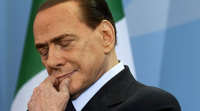 berlusconi isi plange de mila sunt persecutat de trei judecatoare comuniste si feministe