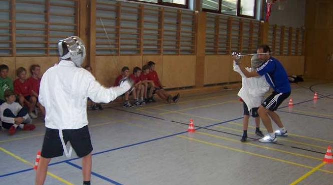 povestea romanului care a fentat securitatea pe pista de scrima