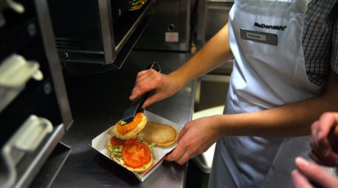 prima generatie mcdonald s 18 ani mai tarziu