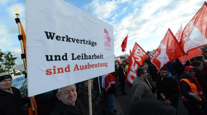 protest la un abator german din cauza dumpingului social cu muncitori romani