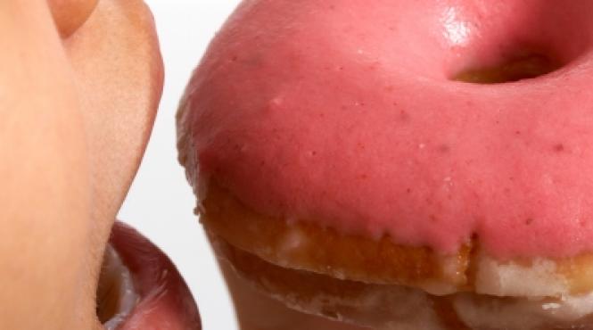 trei sfaturi ca sa scapi de dependenta de dulciuri