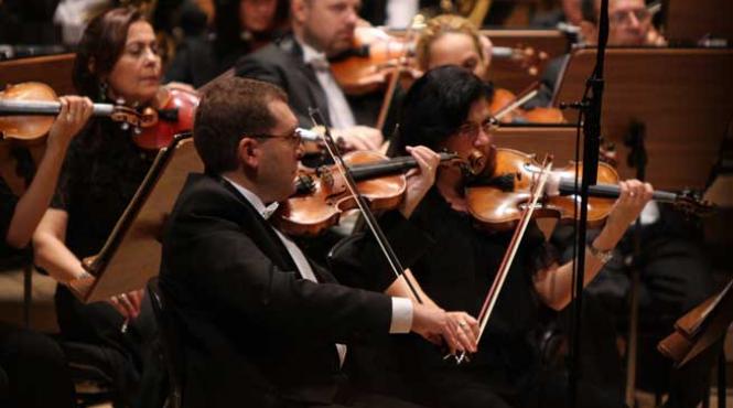 la sala radio seara mozart cu dirijorul ladislau horvath