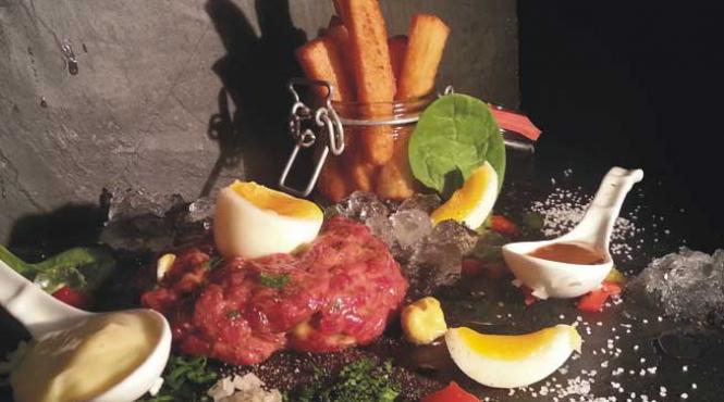 omagiu taranilor romani