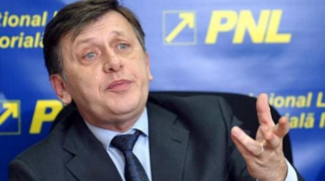 antonescu tariceanu ar trebui sa se hotarasca daca mai vrea in pnl