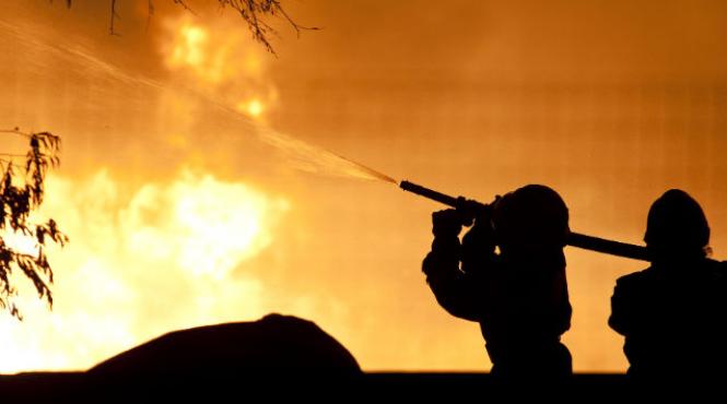 incendiu cartier 23 august