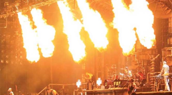 trupa rammstein dresorii de flacari