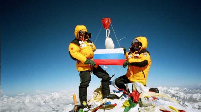 povestea unui cuceritor al everestului pavel shabalin alpinistul rus care a fortat bariera de oxigen