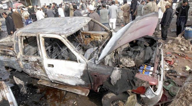 video cum decurge un atac sinucigas cu masina capcana al rebelilor sirieni impotriva trupelor guvernamentale