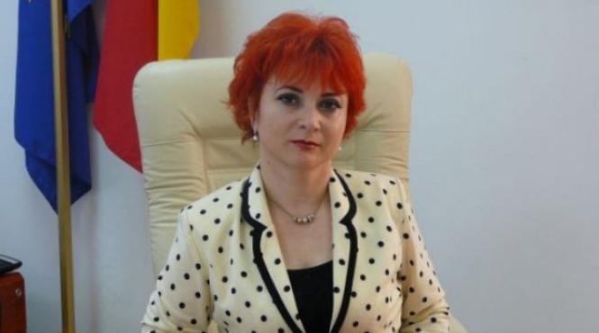 dorina danielescu incompatibila de ani intrucat este procuror civil si colonel activ in mapn