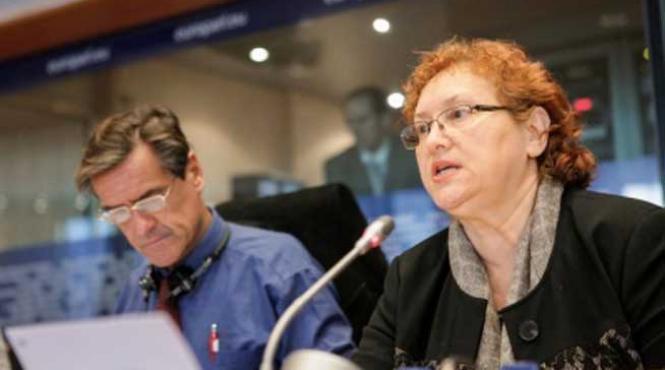 renate weber restrictiile de munca pentru romani nu pot fi prelungite dupa 1 ianuarie 2014