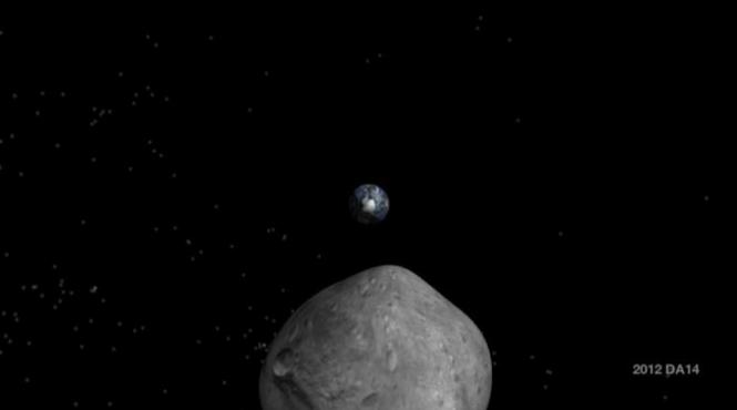 video nasa transmite live trecerea asteroidului 2012 da14 pe langa pamant