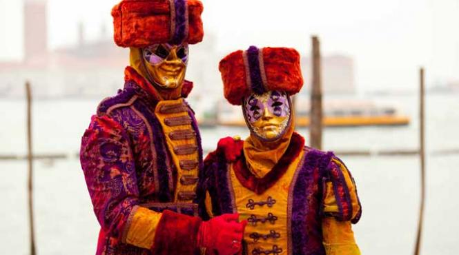 masti romanesti pe strazile venetiei