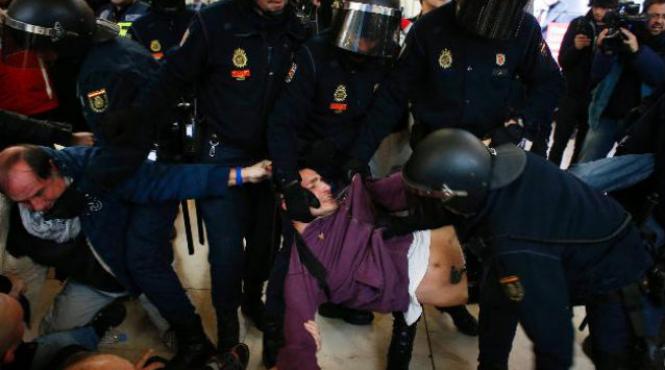 confruntari violente ae aeroportul din madrid intre sindicalisti si fortele de ordine