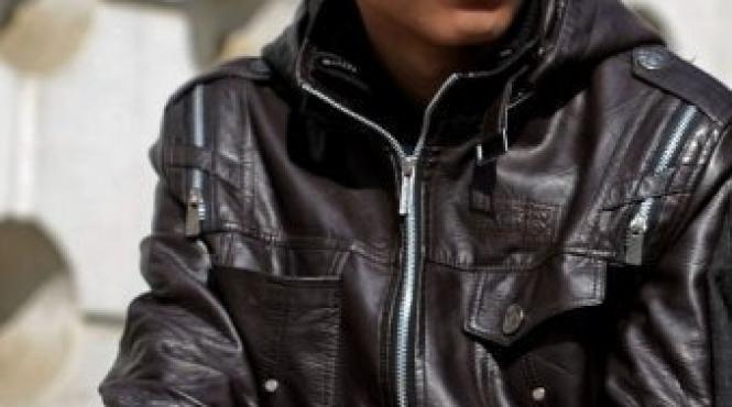 copil al strazii afgan in drum spre covorul rosu al premiilor oscar povestea incredibila a lui fawad mohammadi