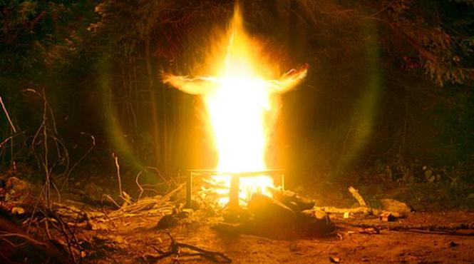 politia n a mai vazut niciodata asa ceva este foarte bizar nu reusim sa ne dam seama despre ce e vorba