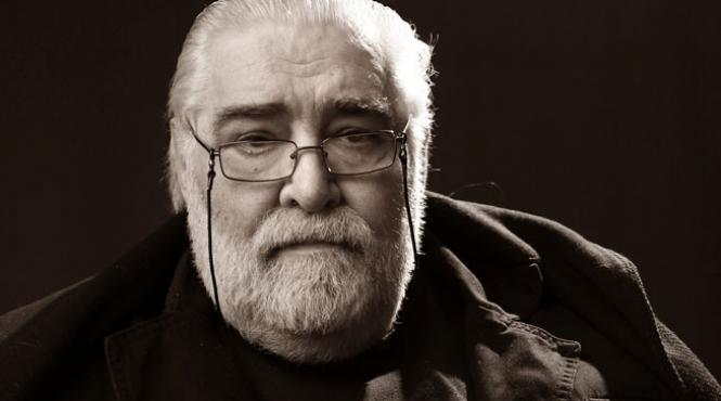 cine ne vrea etrusci