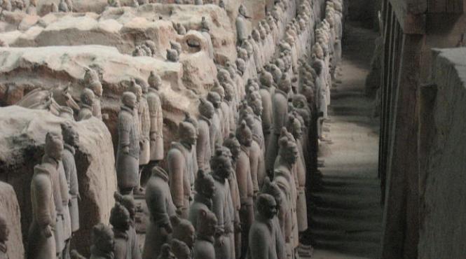 armata de teracota china expusa bucuresti muzeul de istorie