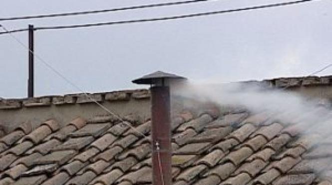 alegere papa fum alb