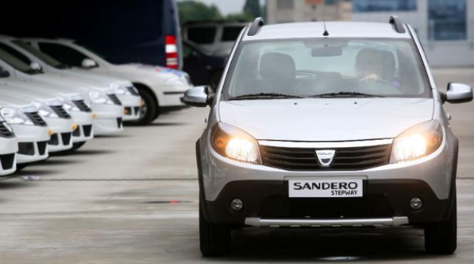 numarul inmatricularilor de masini noi a scazut cu peste 11 in februarie