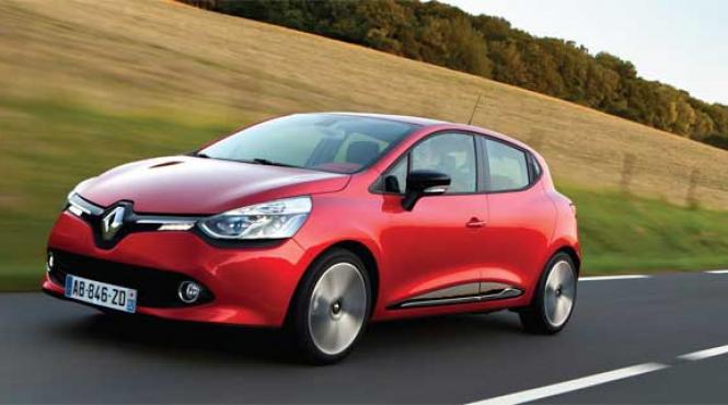 o masina de gasca clio 4 ia cu asalt un segment extrem de dinamic