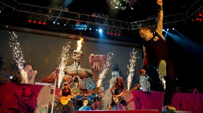 pe 24 iulie iron maiden live in piata constirtutiei