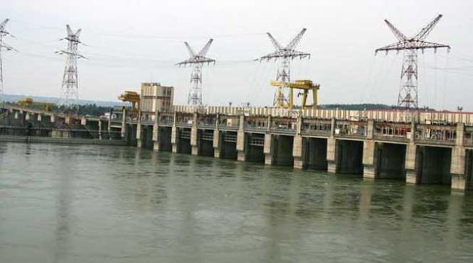 parfumurile de la hidroelectrica reclamate la dna