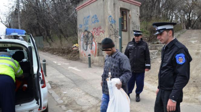 politia locala hoti fier vechi scarlat longhin