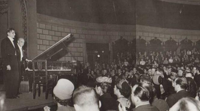 un mare pianist sarbatorit la ateneu valentin gheorghiu la 85 de ani de viata si 70 de ani de la debutul pe scena filarmonicii