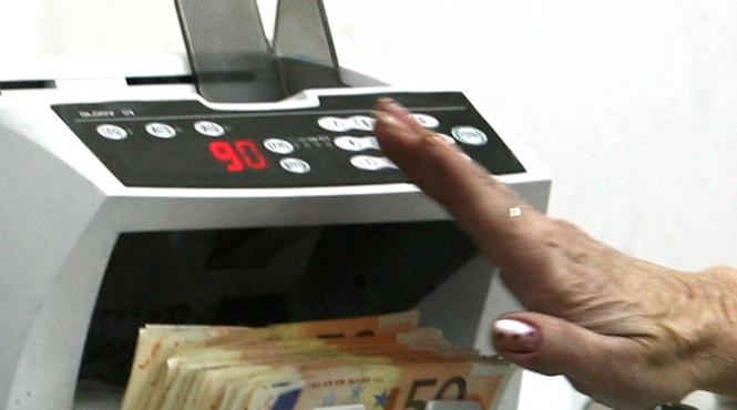 bugetul general consolidat a inregistrat un deficit de 2 44 miliarde de lei la finele lunii februarie