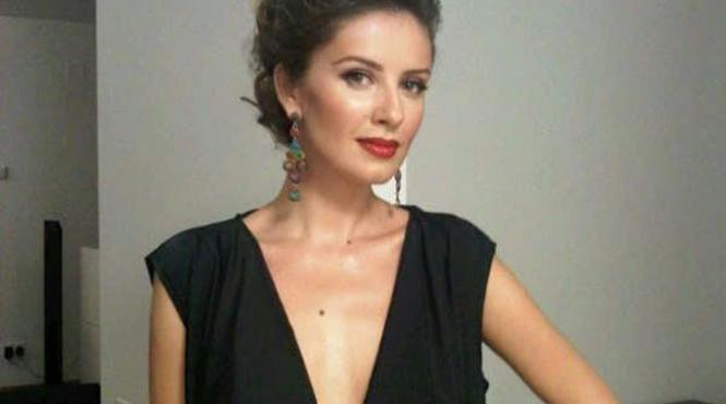 daiana anghel promoveaza piata de lux