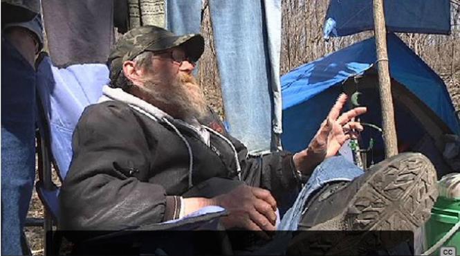 video ce a facut un om al strazii dupa ce a gastigat 50 000 de dolari la loto