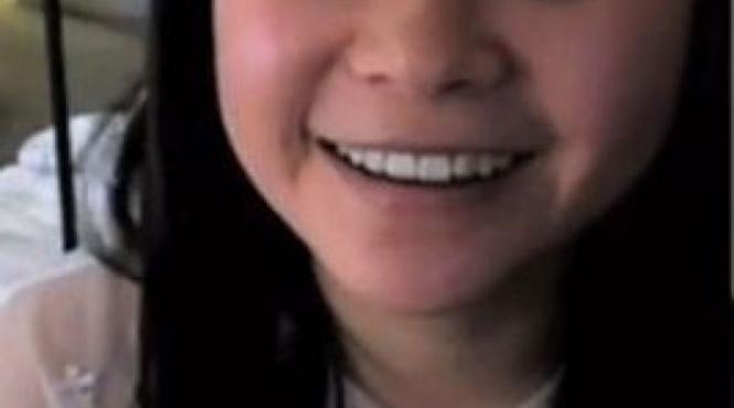 video ce a descoperit o tanara dupa ce prietenii i au aratat un film de pe youtube