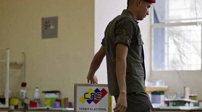 maduro se declara invingator capriles sustine ca alegerile au fost fraudate