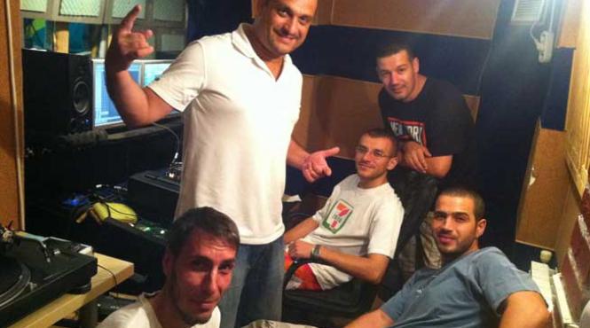 grupul de rezistenta in turneu cu albumul opunem rezistenta