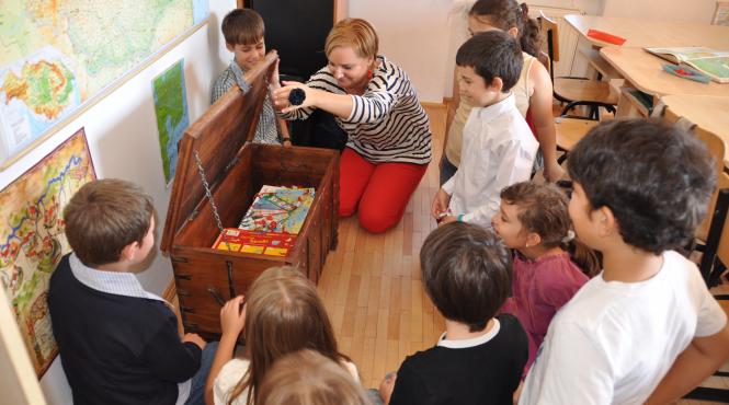 educatie nemteasca la scoala germana hermann oberth evolutia fiecarui copil este atent monitorizata de echipa de pedagogi iar comunicarea cu parintii face parte din activitatea curenta a scolii