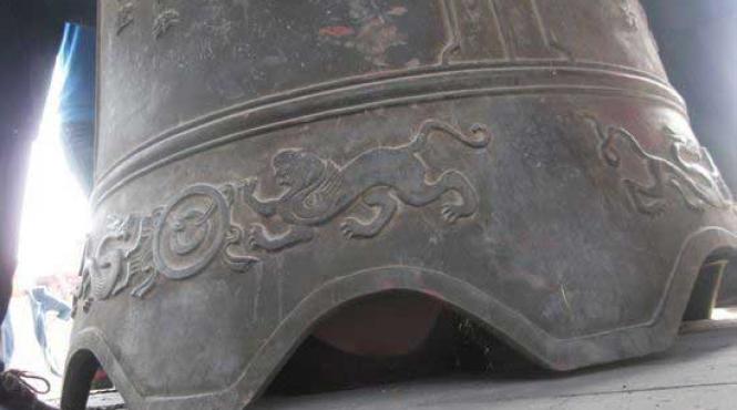 s a dus intr un templu budist sa se roage ce i s a intamplat acolo intrece orice imaginatie video