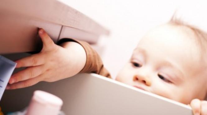 caz adevarat cum a murit un copil de 3 ani ucis de mobila din casa