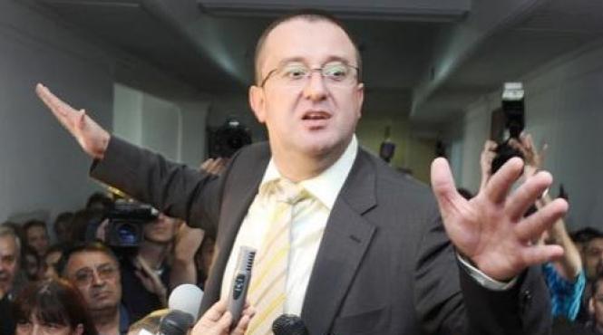 sorin blejnar poate parasi tara instan a suprema i a ridicat definitiv interdictia