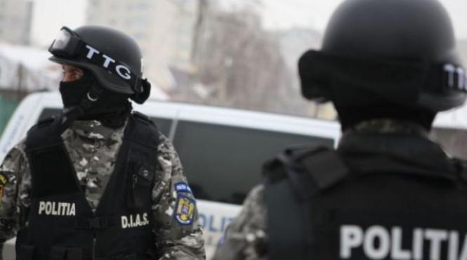 descinderi in sase judete la hotii de masini gruparea care ar avea legaturi cu sandu geamanu fura masini cumparate in leasing