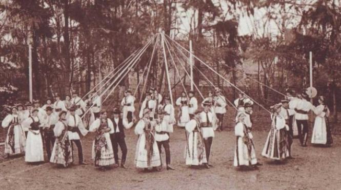 armindenii in bucurestii de odinioara inainte de gratarul de ziua muncii romanii se veseleau de ziua betivilor