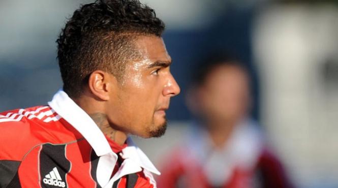 boateng si altidore ajuta fifa in lupta impotriva rasismului