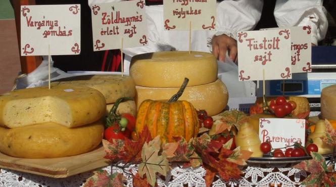 un supermarket din miercurea ciuc refuza etichetarea produselor si in limba romana