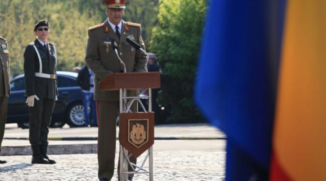 seful statului major al fortelor terestre trecut in rezerva