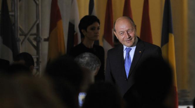 presedintele miscarii populare lansam dezbateri publice pe mari teme va fi invitat si traian basescu