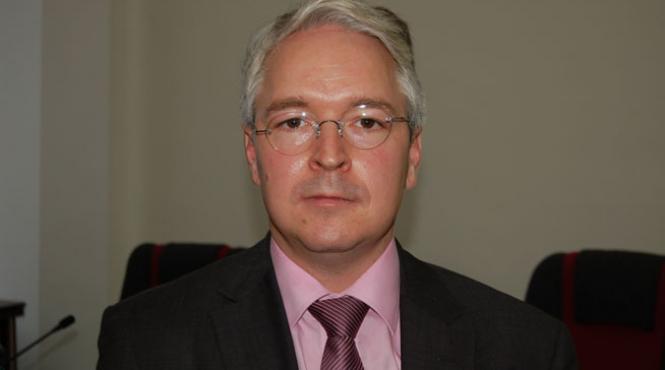 alungat de comunisti este disputat acum de giganti mondiali precum bayer philips roche bosch