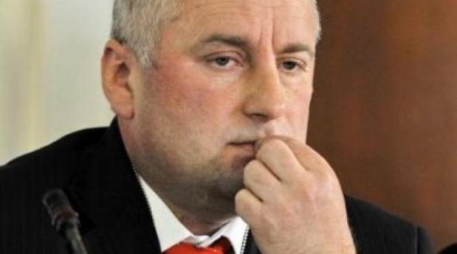 basescu a semnat decretul pentru numirea lui nistor calin in functia de procuror sef adjunct al dna