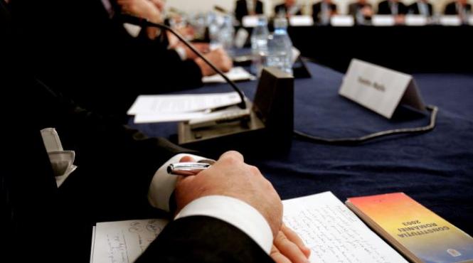 deputati pnl vor interzicerea folosirii termenului roman in titulatura minoritatilor