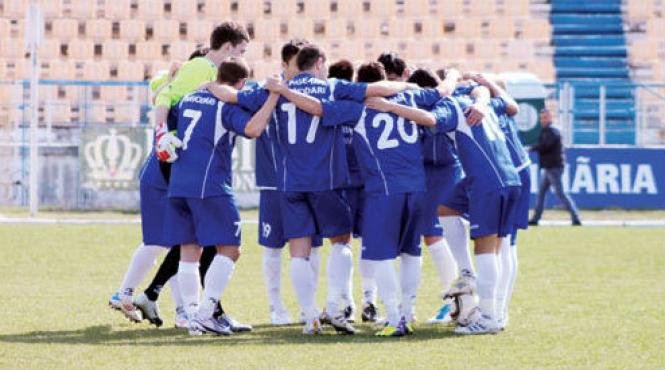 sageata navodari corona brasov si acs poli timisoara au promovat in liga i